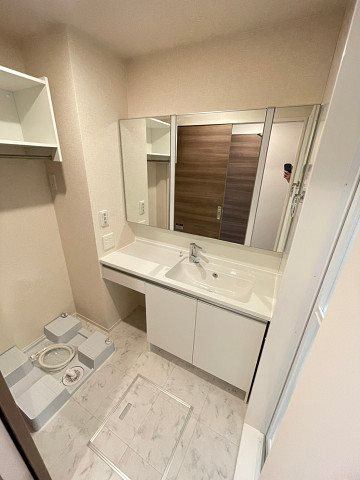 D-room　WEST　PARK　西宮北口の洗面所