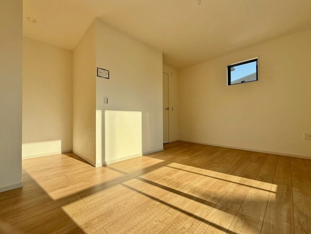 板橋区成増4丁目　新築戸建　全2棟の洋室|2026.10.18撮影（1号棟）

現地ご見学希望・資料請求などお気軽にお問い合わせ下さい！
03-5990-5201