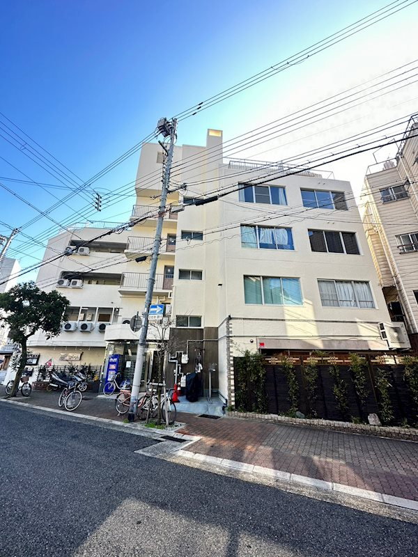 メゾンド山手の外観