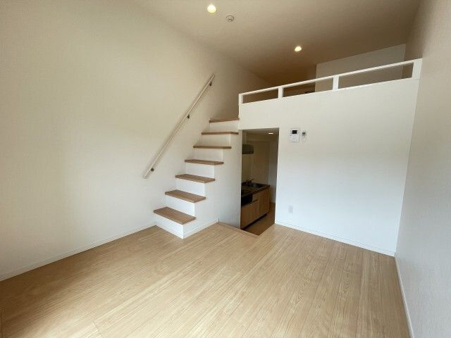 ゴールドパレス箱崎駅前の居間・リビング