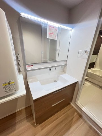 ＷＩＮＧ　ＴＯＷＡ　ＭＡＩＳＯＮの洗面所