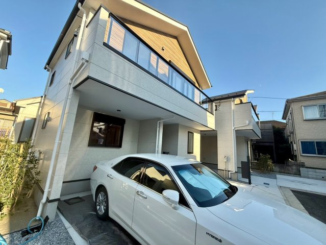板橋区成増4丁目　新築戸建　全2棟の外観|2026.10.19撮影

現地ご見学希望・資料請求などお気軽にお問い合わせ下さい！
03-5990-5201