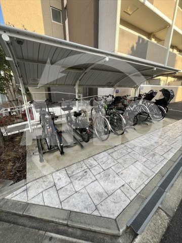 ロンド・エーデルワイスのその他共用部分|ロンド・エーデルワイス　自転車置場