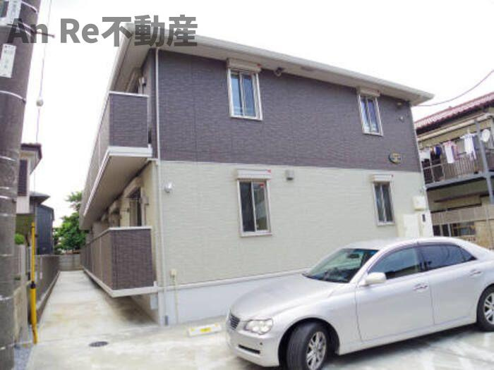 サンガーデン華二号館の外観