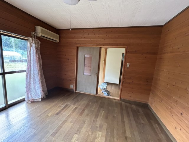 26/9/19　NEW　下呂市小坂町落合　900万円の洋室
