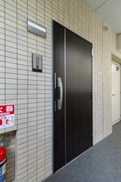 ＡＬＩＶＩＯ西麻布の玄関|※写真は同タイプ住戸です。
