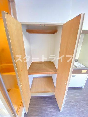 大阪市東淀川区豊新１丁目の賃貸マンションの収納