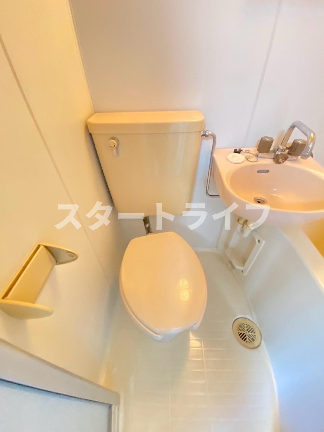 大阪市東淀川区豊新１丁目の賃貸マンションのトイレ