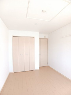 【内装】 | バンビーノ　Ⅰ | 明るい室内です