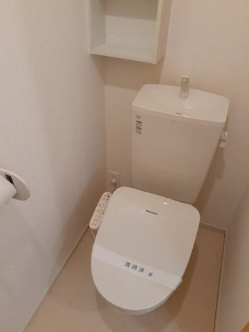 ヴィラ　パーチェのトイレ