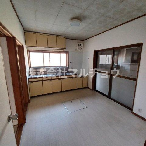 目良一戸建のキッチン|キッチンです