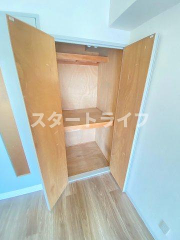 大阪市東淀川区菅原３丁目の賃貸マンションの収納