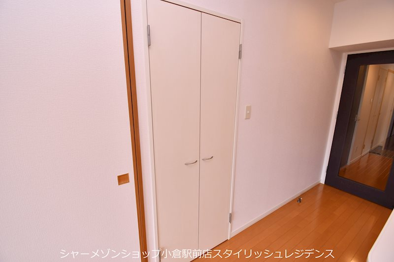 シャトレ大手町S棟の収納