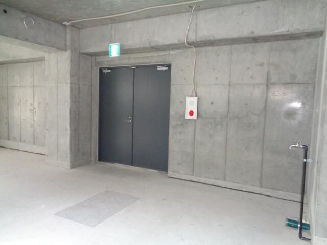ＦＡＩＴＨ　ＢＵＩＬＤＩＮＧの内装