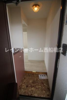 ハイツピアヴァリーの玄関