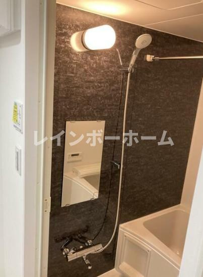 プルミエール川越EASTの浴室