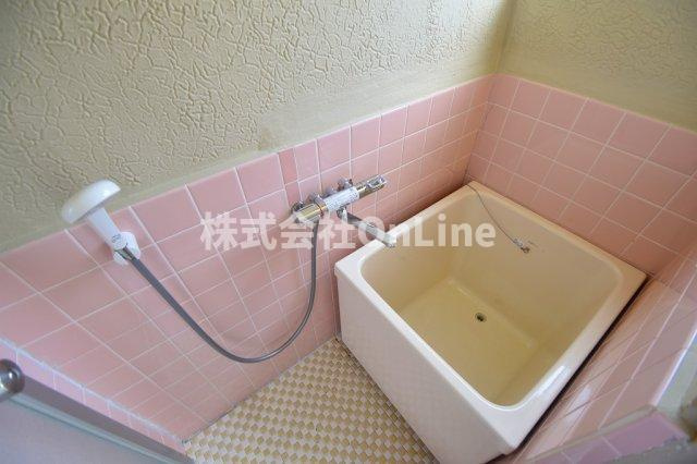 内山文化の浴室