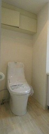 ライオンズガーデン初台のトイレ
