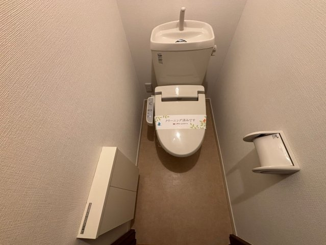 川崎市多摩区菅仙谷２丁目の一戸建てのトイレ