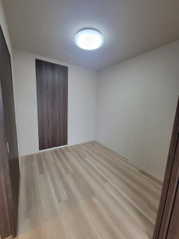 ライオンズマンション那覇三原マスターズゲートの洋室