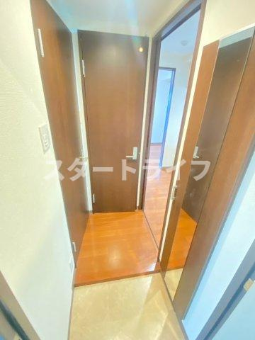 大阪市東淀川区柴島２丁目の賃貸マンションの玄関
