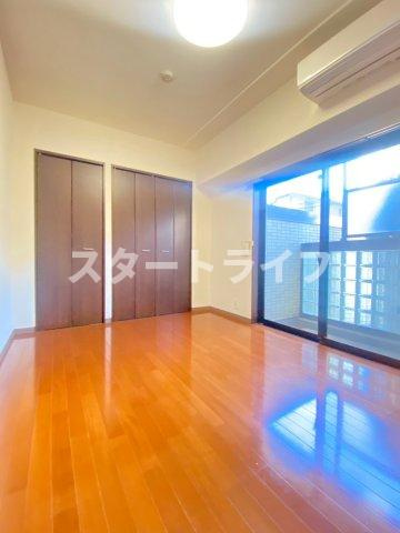 大阪市東淀川区柴島２丁目の賃貸マンションの居間・リビング