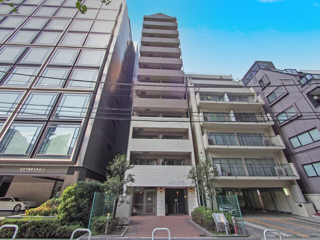 ミリオングランデ元赤坂ヒルズの外観|平成１７年築の耐震基準適合マンション、ミリオングランデ元赤坂ヒルズは即日現地案内可能となっておりますので、お気軽にお問い合わせください！