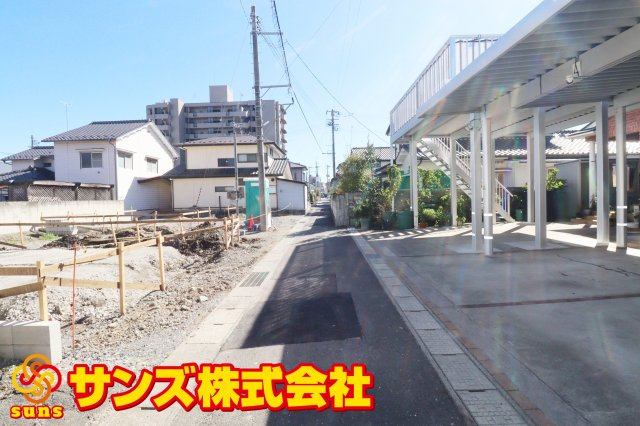 郡山市朝日1丁目　　　　２号棟　　　桃見台小学校、郡山第5中学区の外観|西側前面道路