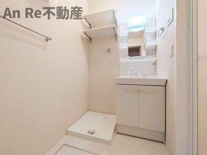 クレシア東川口の洗面所