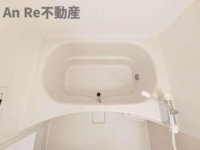 クレシア東川口の浴室