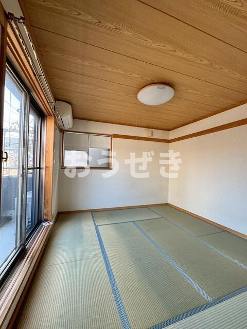 貝塚１丁目貸家の和室