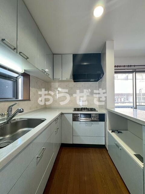 貝塚１丁目貸家のキッチン