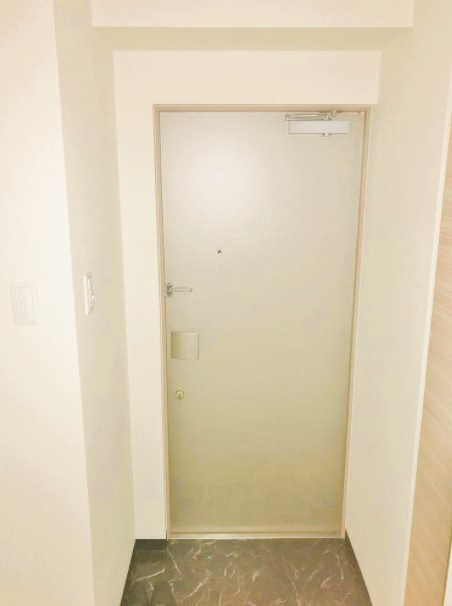 Ｃ－Ｓｐａｃｅ小金井の玄関