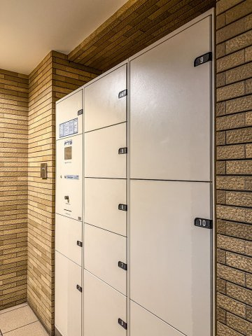 メゾンエクレーレ新宿西戸山の設備|メゾンエクレーレ新宿西戸山：便利な宅配ボックス付きマンション！