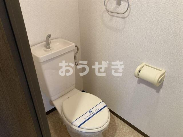 エクセルシオのトイレ