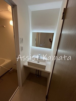 Cypress Flatの独立洗面台