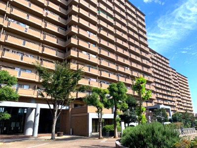 【外観】 | 朝日プラザシティ・サザンパーク六番街　J棟 | 閑静な住宅街に立地！総戸数119戸のビッグコミュニティ。環境に優しいオール電化マンションです！