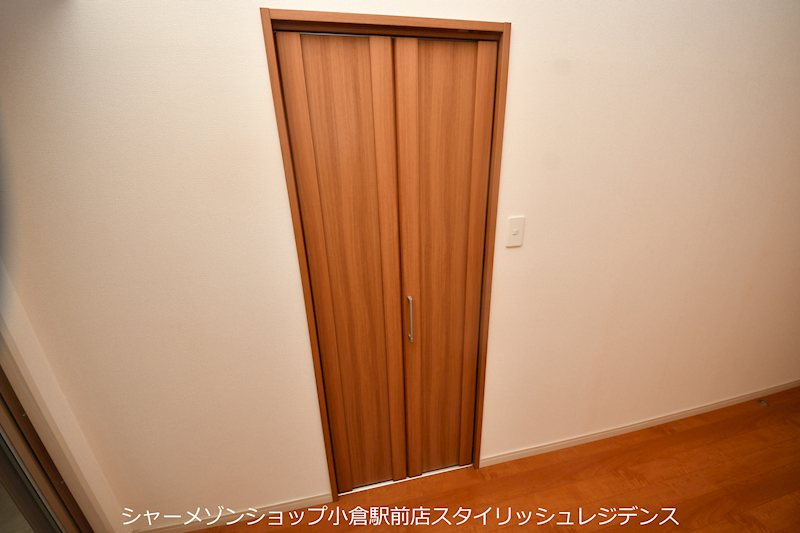 サンシャインロイヤル北九州の寝室