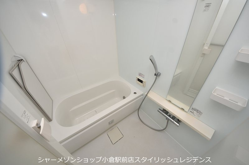 サンシャインロイヤル北九州の浴室