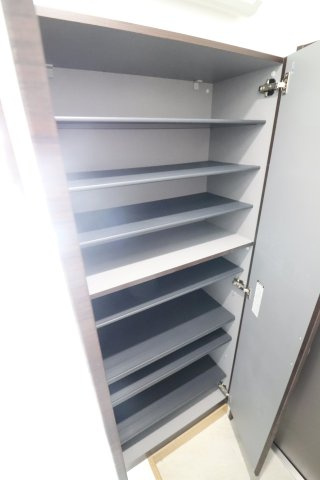 ラルーチェ千里丘の収納