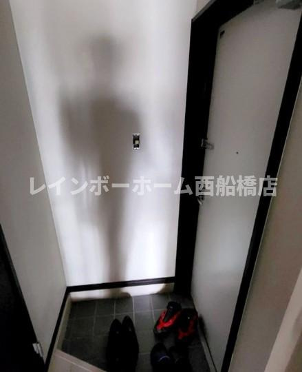 Arcenciel船橋の玄関