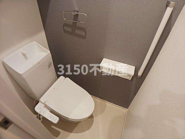 ヌーヴォー　エ　ベル　Ⅰのトイレ|落ち着いた色調のトイレです