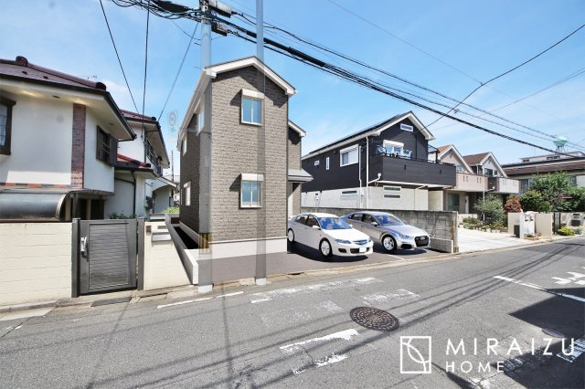 【前面道路含む現地写真】 | 陽当たりが心地の良いリビング空間です。日中はカーテンを開けて自然な光を取り込みリラックスして過ごしたいですね、照明器具もセンスの良いものを使いたいですね。※イメージです、イメージ優先の場合がございます