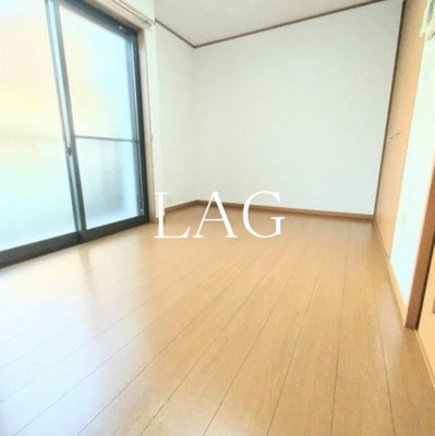 【居間・リビング】 | リバーハイツⅡ | 洋室のお部屋です。