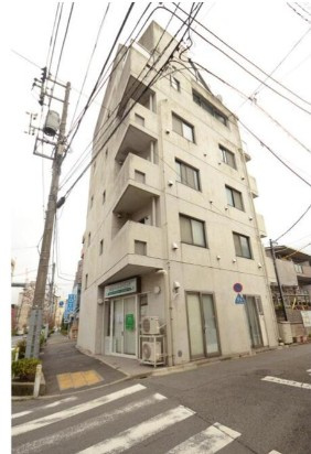 Win駒場の外観