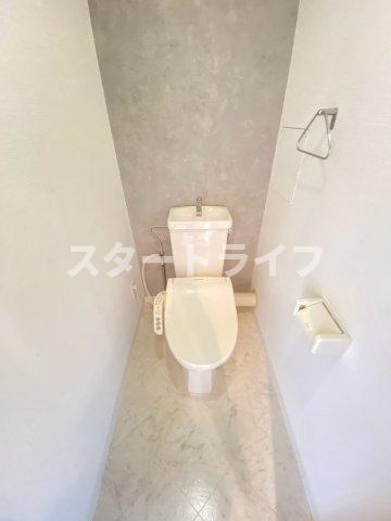 大阪市東淀川区豊新５丁目の賃貸マンションのトイレ