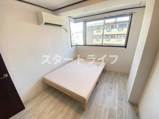 大阪市東淀川区豊新５丁目の賃貸マンションの寝室