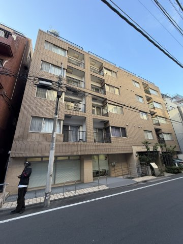 新宿区西新宿７丁目の中古マンションの外観