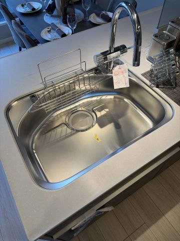 新宿区西新宿７丁目の中古マンションのキッチン|シンク