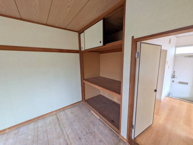 モンシェリー逆井の収納